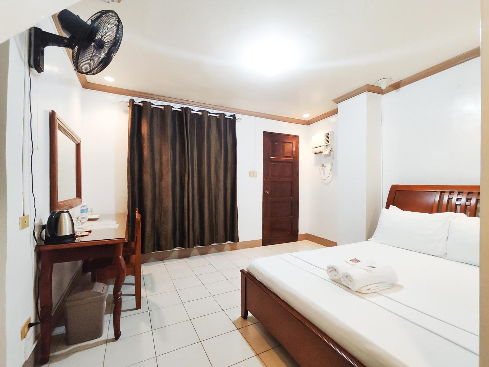 Sasa Pension House คาตาร์มัน ภายนอก รูปภาพ